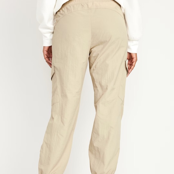 NWT OLD NAVY High-Waisted Ankle-Zip Cargo Joggers   Color: A Stone's Throw  MED - Picture 2 of 9